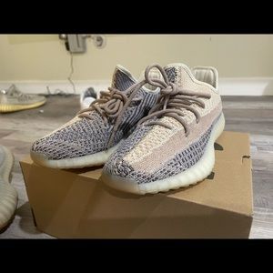 YEEZY BOOST 350 V2 ASH PEARL